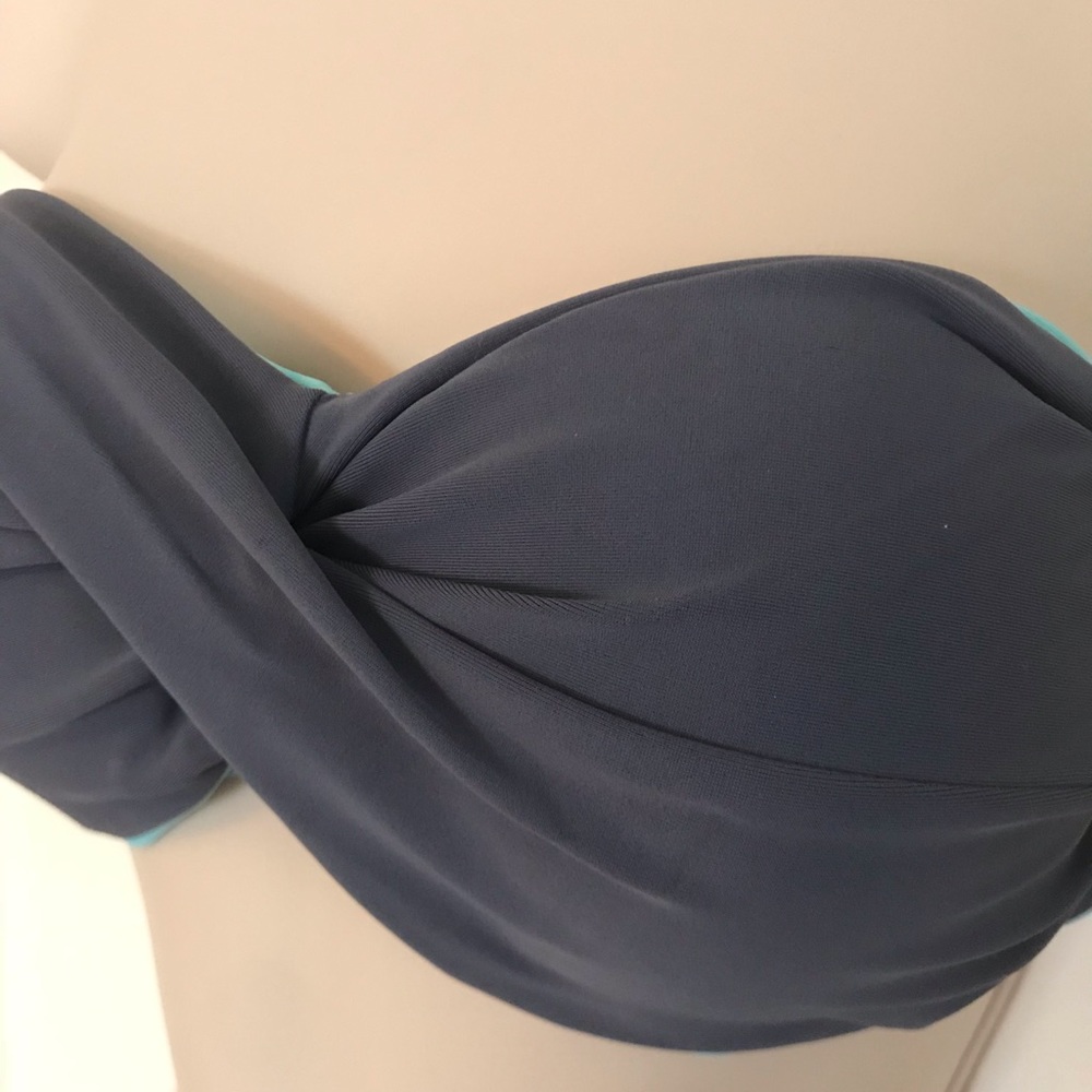 ⭐️NWT⭐️ Beach Rays Reversible Bikini - Picture 5 of 8